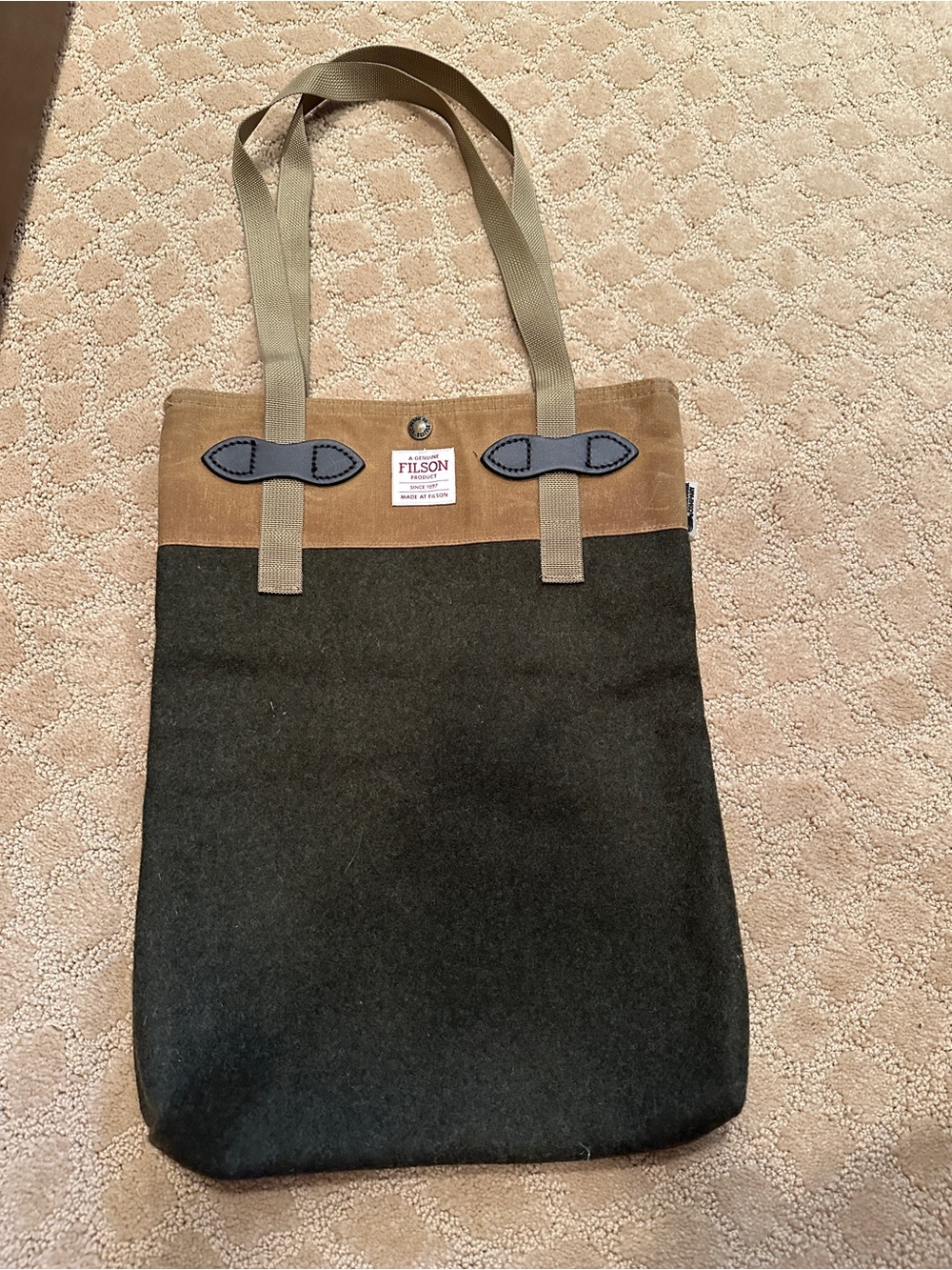Filson Dark Green Wool Tote with Tan Canvas Trim